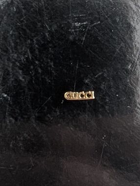 18kt Solid Gold Gucci Tooth Gem